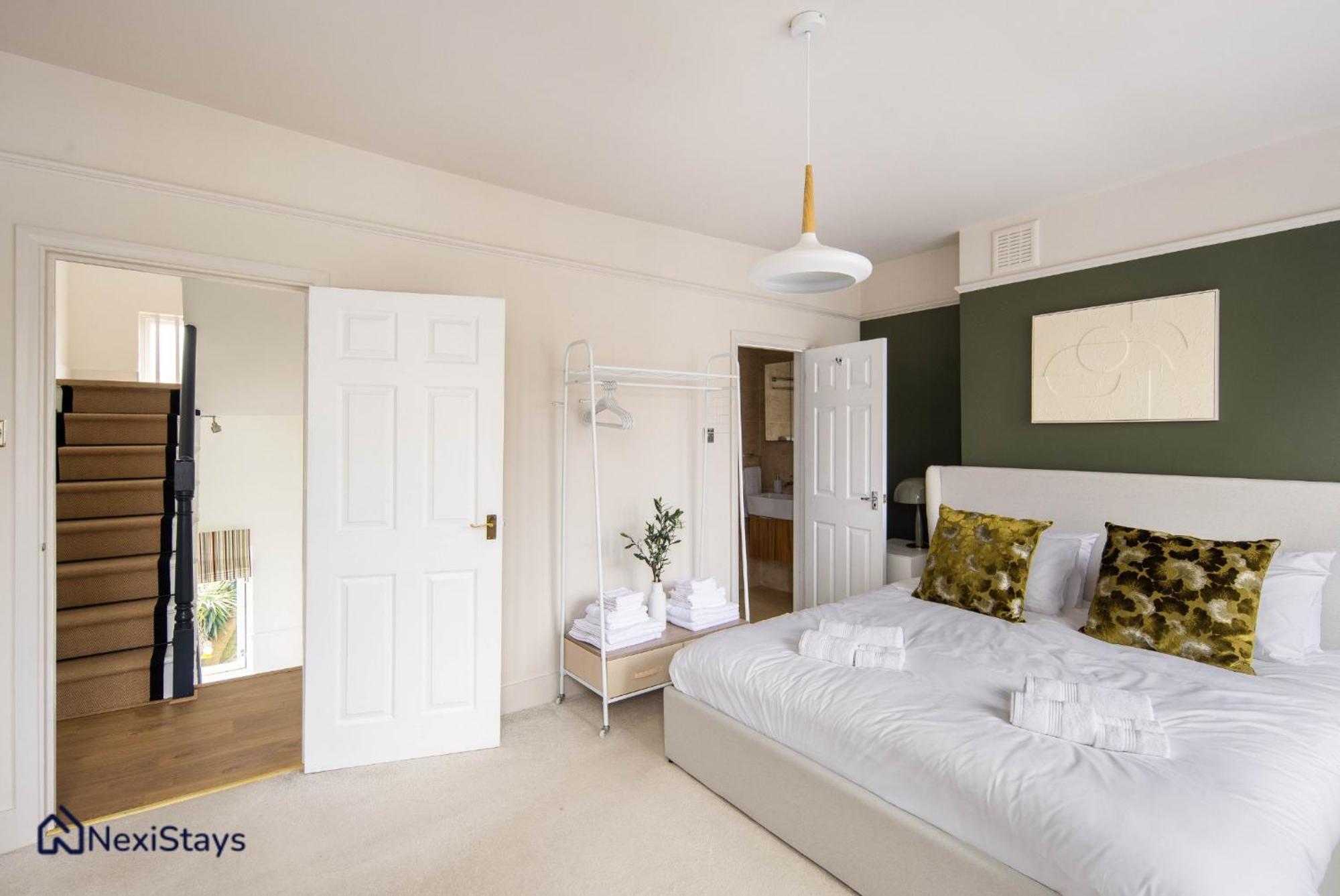 10 Mins Walk To The Oval, The Kennington Retreat Appartement Londen Buitenkant foto