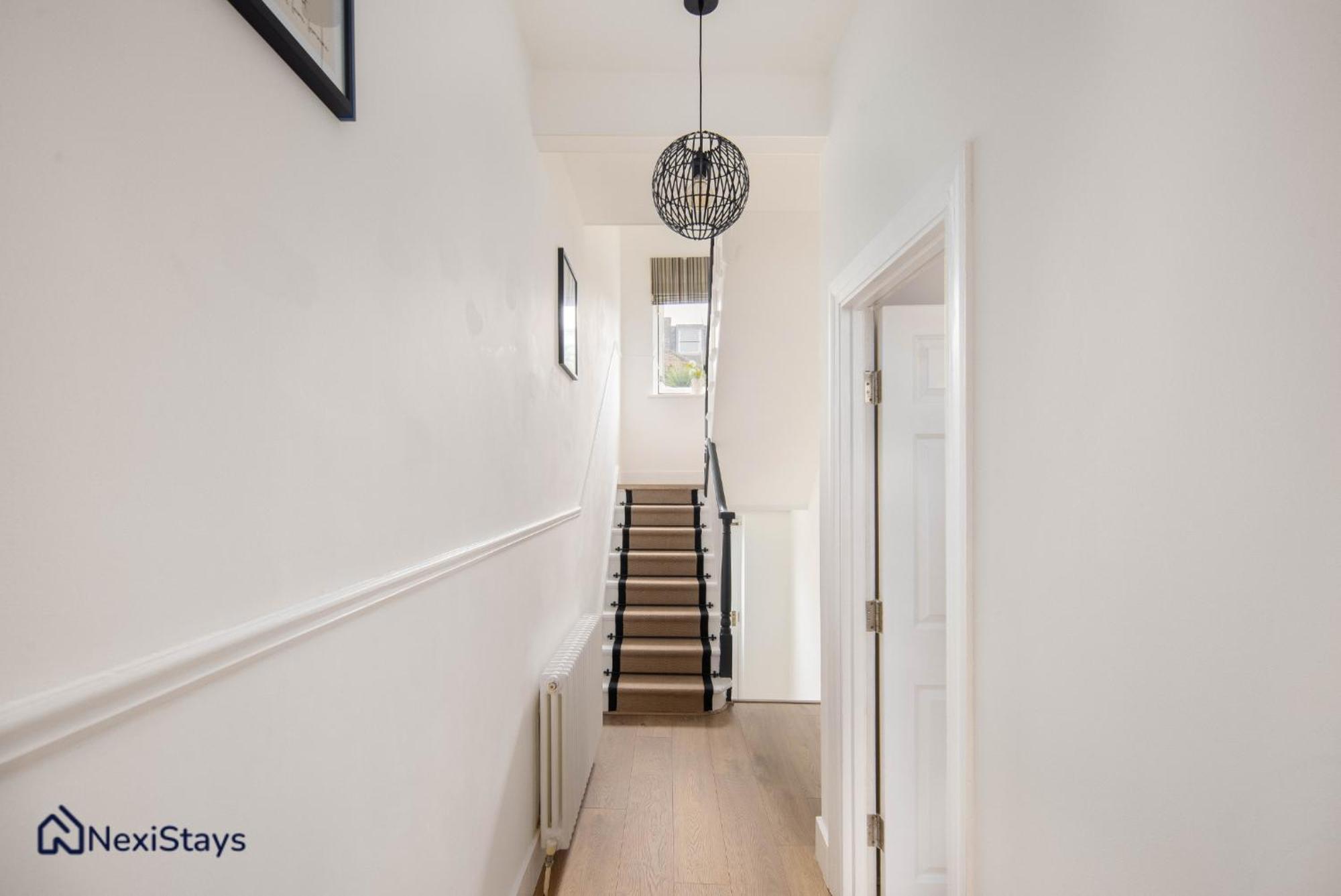 10 Mins Walk To The Oval, The Kennington Retreat Appartement Londen Buitenkant foto